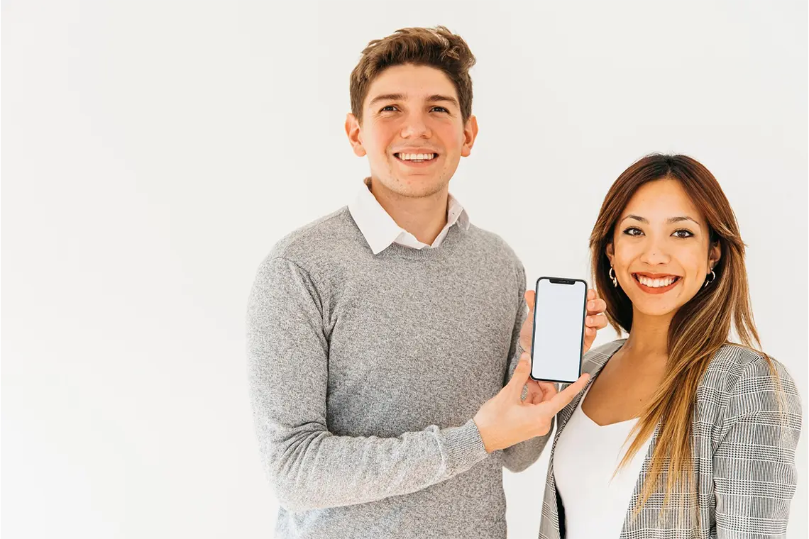 Marketing de contenidos efectivo con Ampay Digital Visualización gráfica de Ampay Digital construyendo enlaces estratégicos para fortalecer conexiones empresariales.