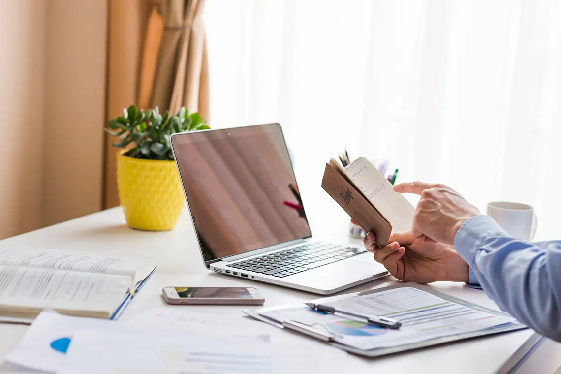 Estrategias de contenido para el crecimiento empresarial Consultoría digital liderada por Giancarlo Montes de Oca para el crecimiento empresarial